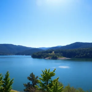 Scenic view of Lake Oroville at full capacity with clear skies